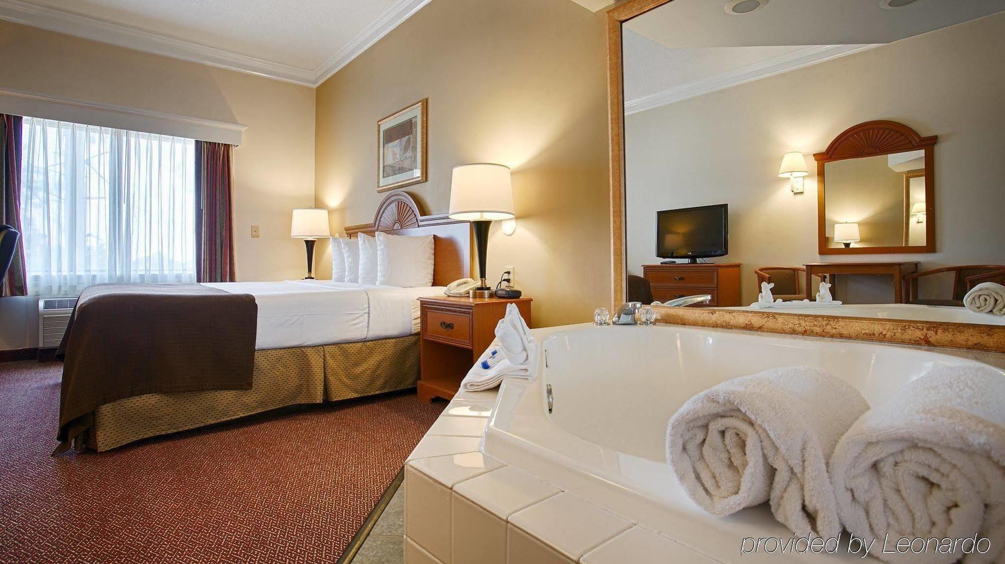 Western West 3* Augusta
